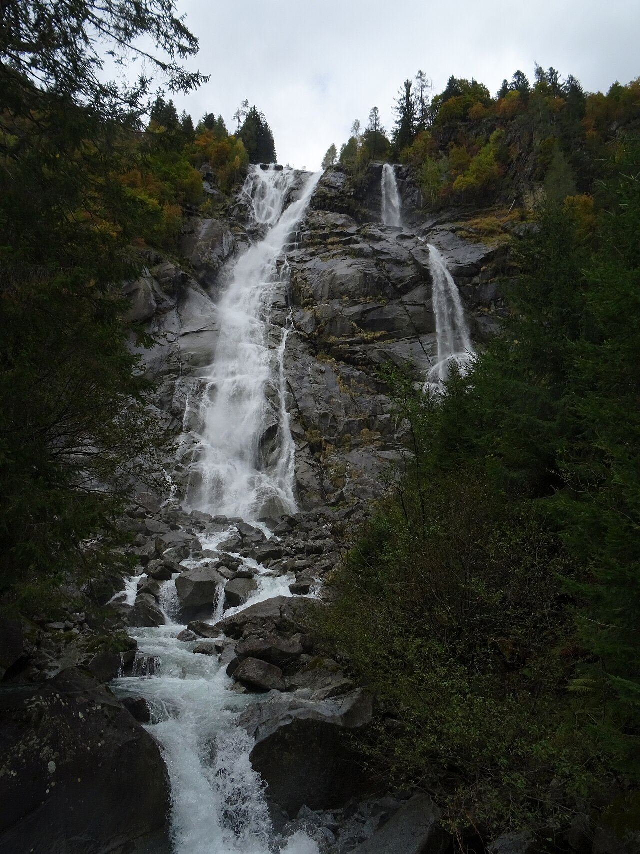 Le Cascate Nardis: lo spettacolo d'acqua della Val Genova
